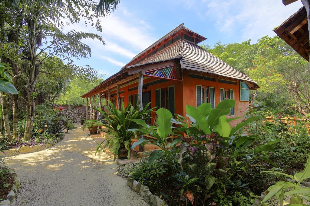 Tingalaya'S Retreat Hotel Negril Exterior photo