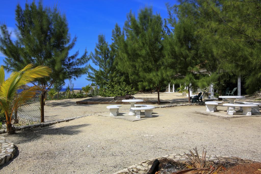 Tingalaya'S Retreat Hotel Negril Exterior photo