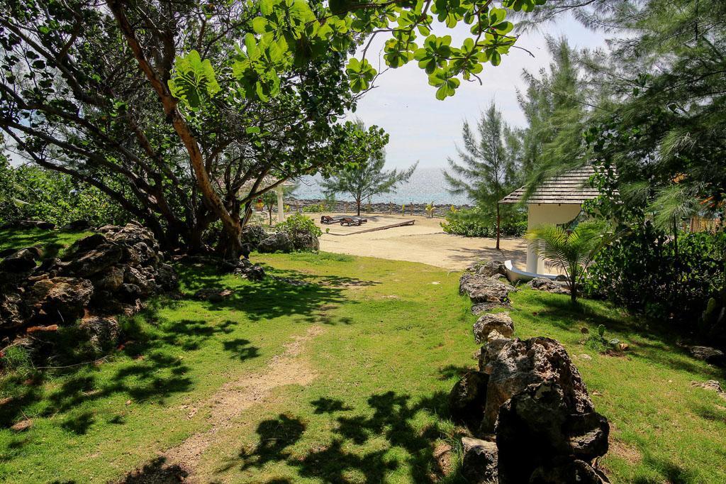 Tingalaya'S Retreat Hotel Negril Exterior photo